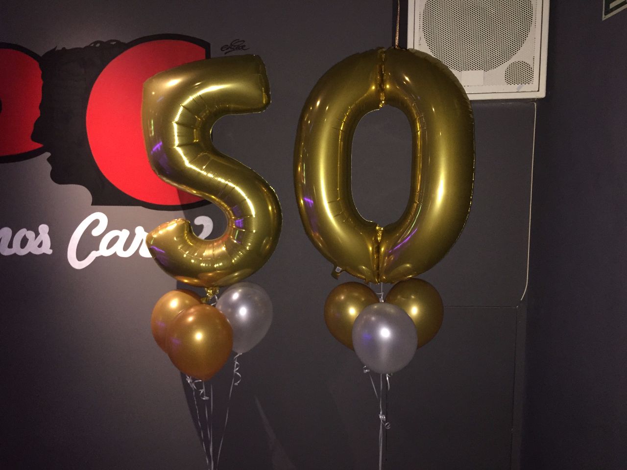 Cómo celebrar la mejor fiesta de 50 cumpleaños por todo lo alto